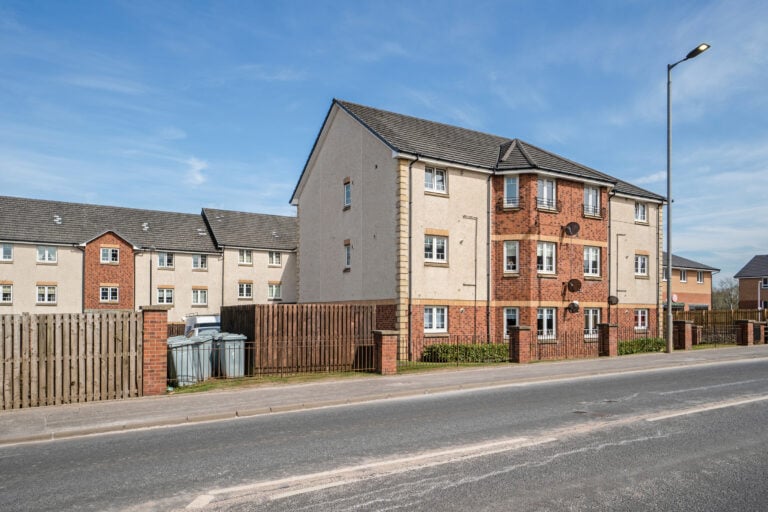 Leven Road, Ferniegair, ML3