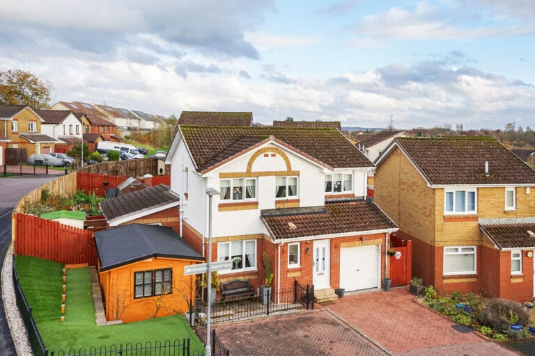 Brownsland Court, Gartcosh, G69