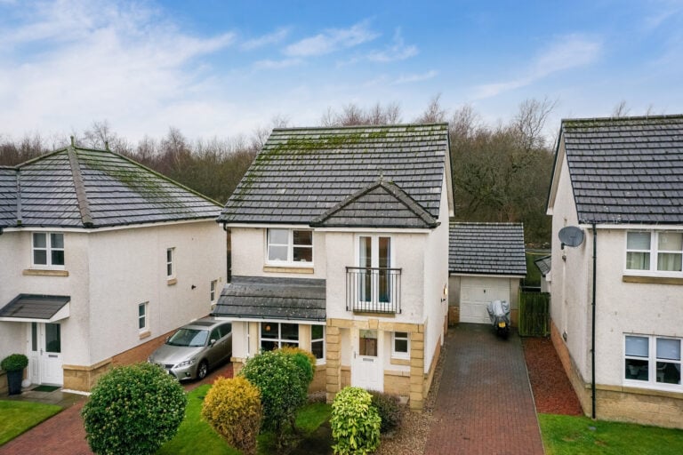 Sandpiper Crescent, Coatbridge, ML5