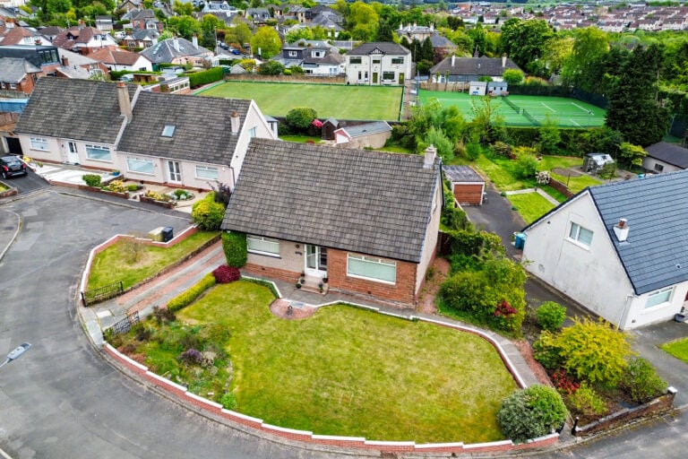 Springwells Crescent, Airdrie, ML6