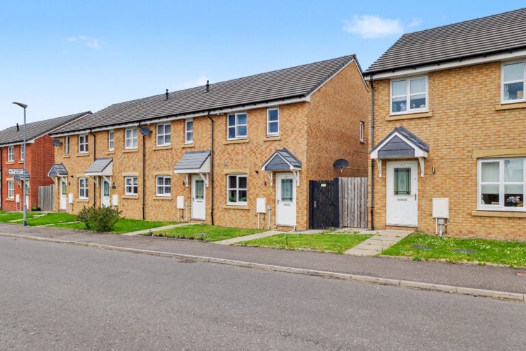 Calderbank Road, Uddingston, G71
